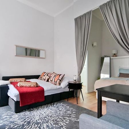 ⍟Luxurious And Bright⍟ 5 Min Walk To City Center Lejlighed Wien Eksteriør billede