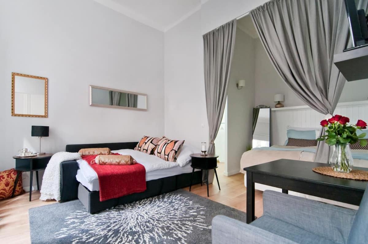 ⍟Luxurious And Bright⍟ 5 Min Walk To City Center Lejlighed Wien Eksteriør billede