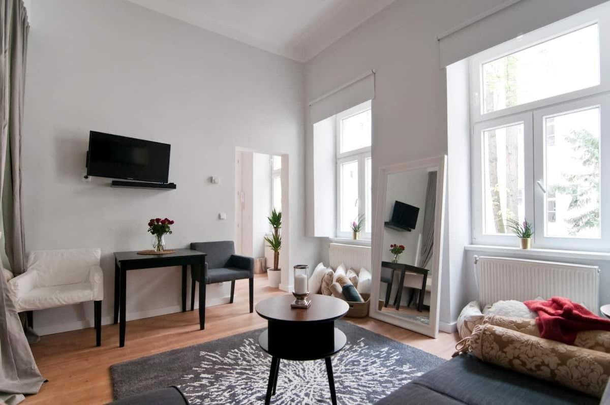 ⍟Luxurious And Bright⍟ 5 Min Walk To City Center Lejlighed Wien Eksteriør billede